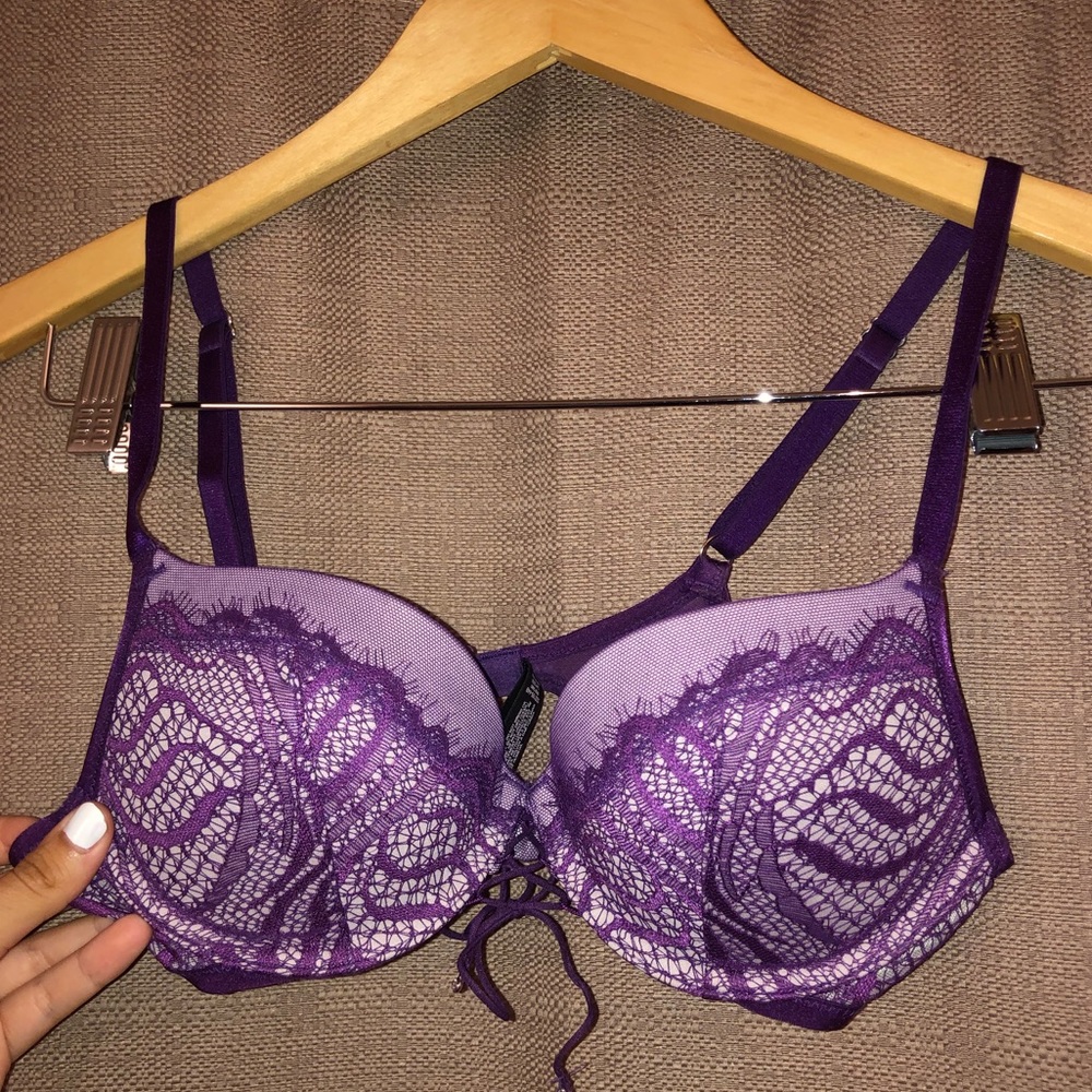 Victoria’s Secrets Bra